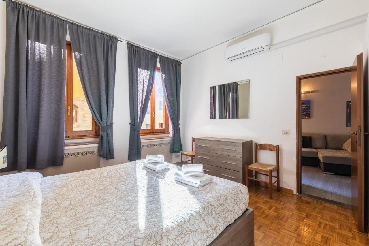 Firenze Rentals Ponte Vecchio Flat Luaran gambar